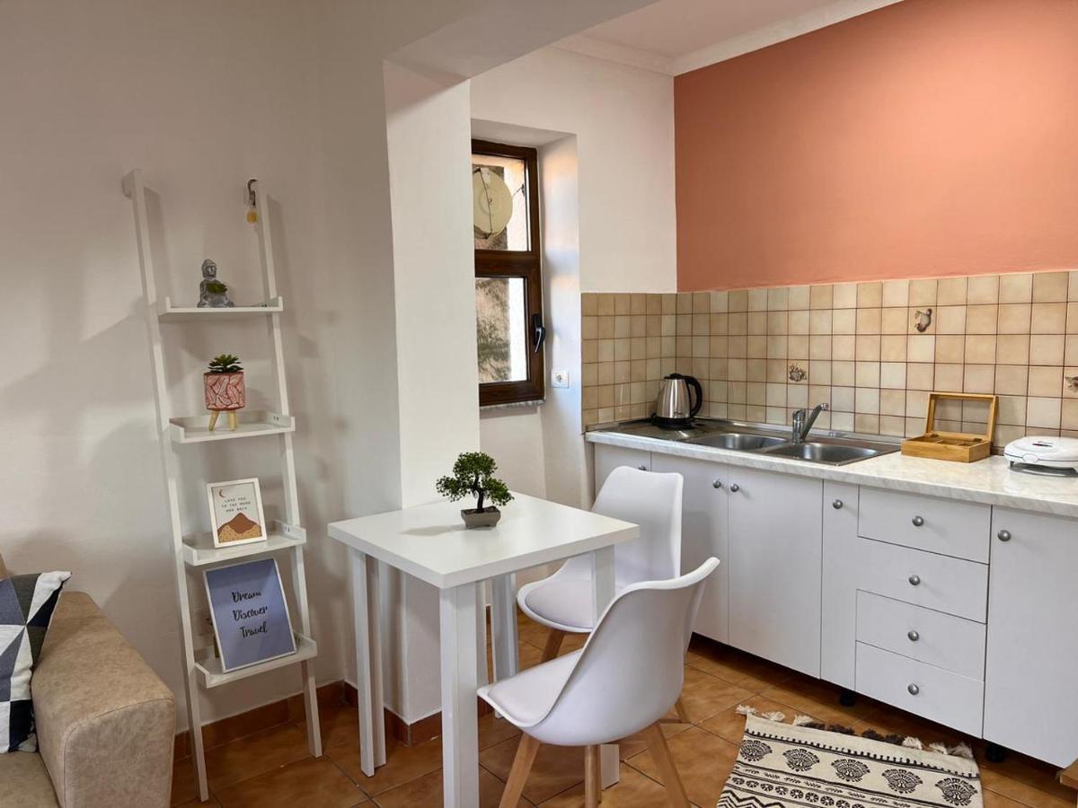 Centre Apartment In Shkodër Eksteriør bilde